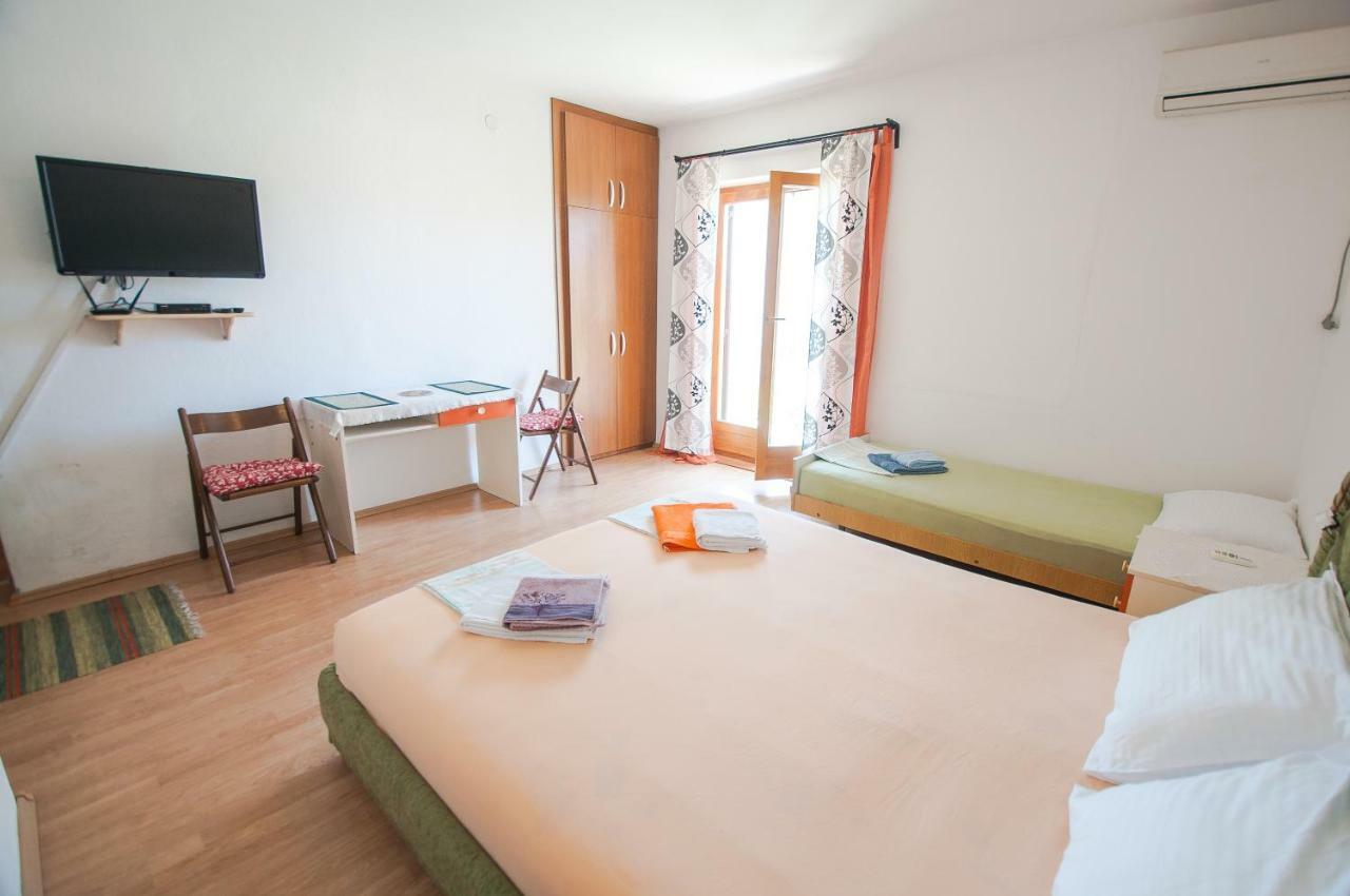 Apartments Milena Tivat Exterior photo